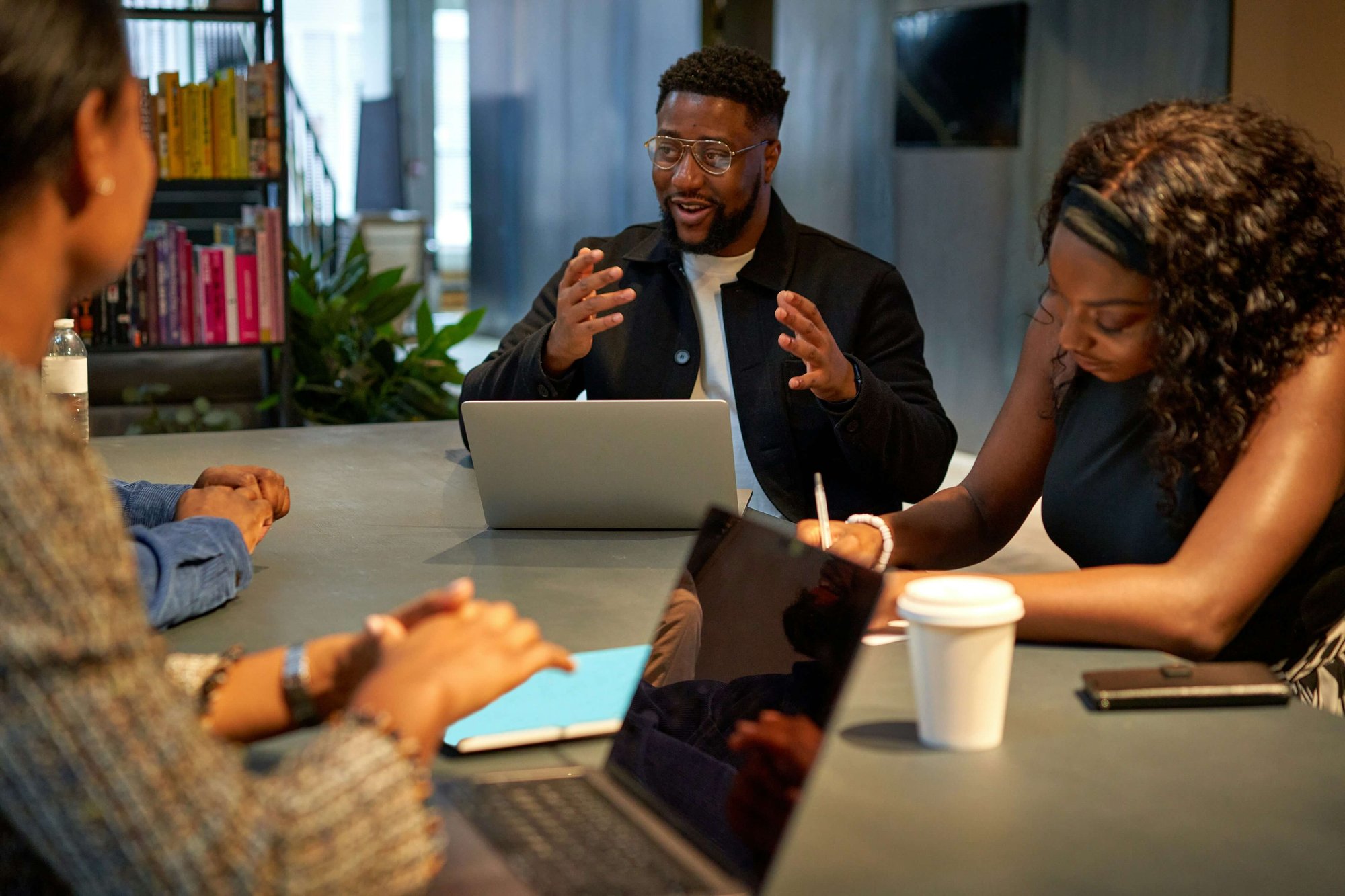 uk-black-tech-DHQORSwzZYA-unsplash (1)